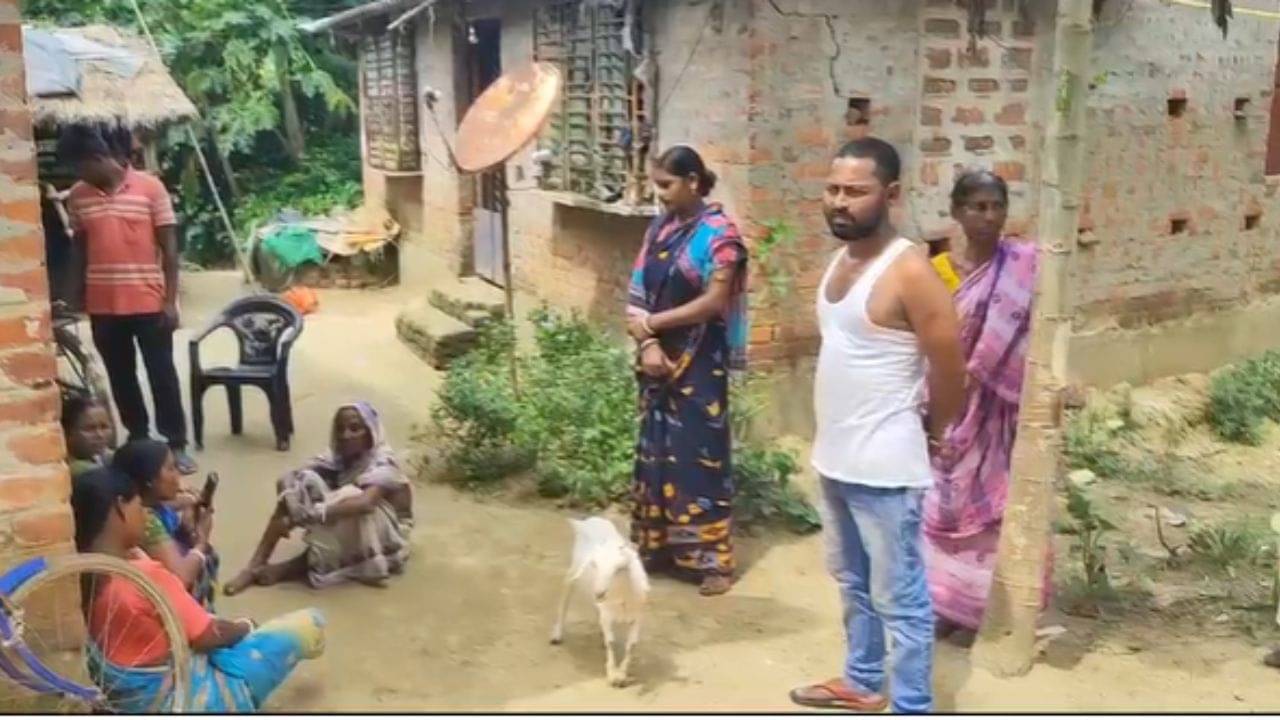 Migrant Worker: রাজমিস্ত্রির কাজে মুম্বই যাচ্ছিলেন, ট্রেন থেকেই রহস্যজনকভাবে উধাও পরিযায়ী শ্রমিক