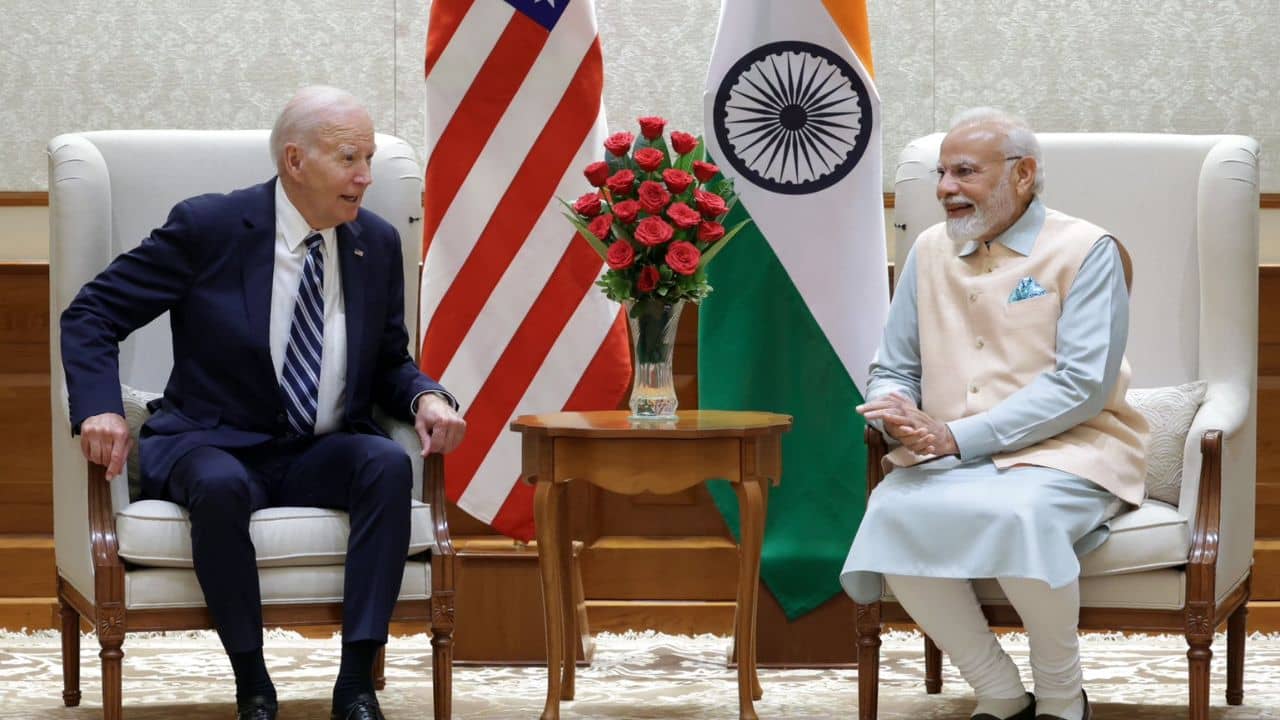 G20 Summit: দিল্লিতে পা রেখেই নমোর বাসভবনে বাইডেন, খোশমেজাজে বৈঠক দুই রাষ্ট্রনেতার