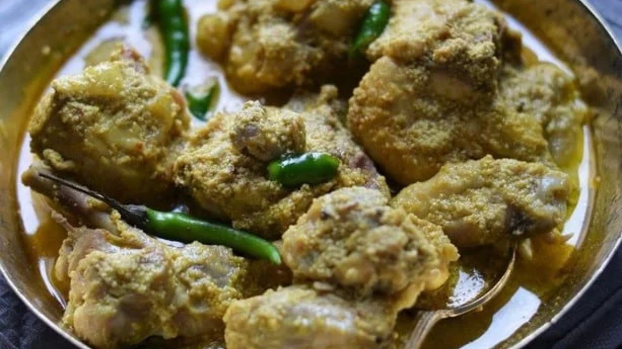 Posto Chicken: রবিবারের দুপুরে পাতে থাক পোস্ত চিকেন, রইল রেসিপি