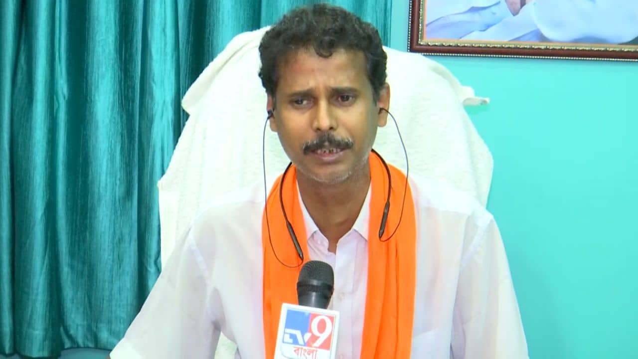 Pralay Pal: আজ পদত্যাগ করতে যাচ্ছেন না প্রলয়, সিদ্ধান্তে অনড় বিজেপির অনুগত সৈনিক