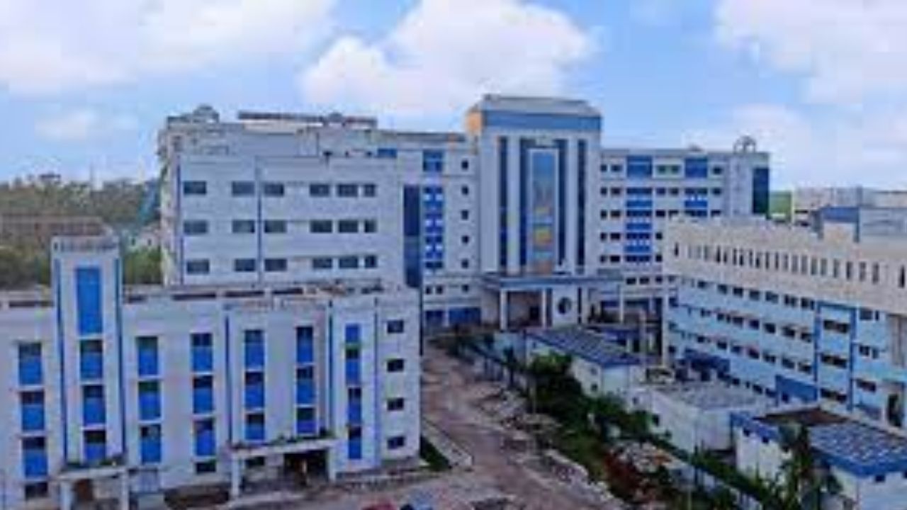 Rampurhat Medical College: ফেস্ট হবে, তাই ৪-৫ হাজার টাকা চাঁদা! মেডিক্যাল কলেজগুলিতে অভিযুক্ত TMCP