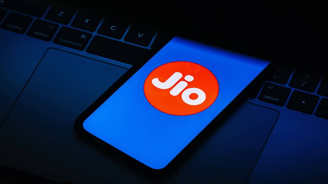 বাম্পার Jio প্ল্যান: 123 টাকায় এক মাস ফ্রি কল, সঙ্গে 14GB ডেটা