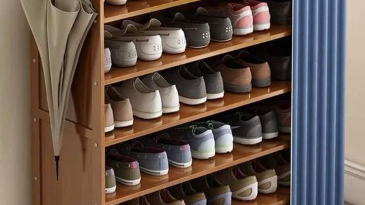 Shoe Rack জুতোর ব়্য়াক থেকে দুর্গন্ধ বের হয়? রইল উপায় Bengali