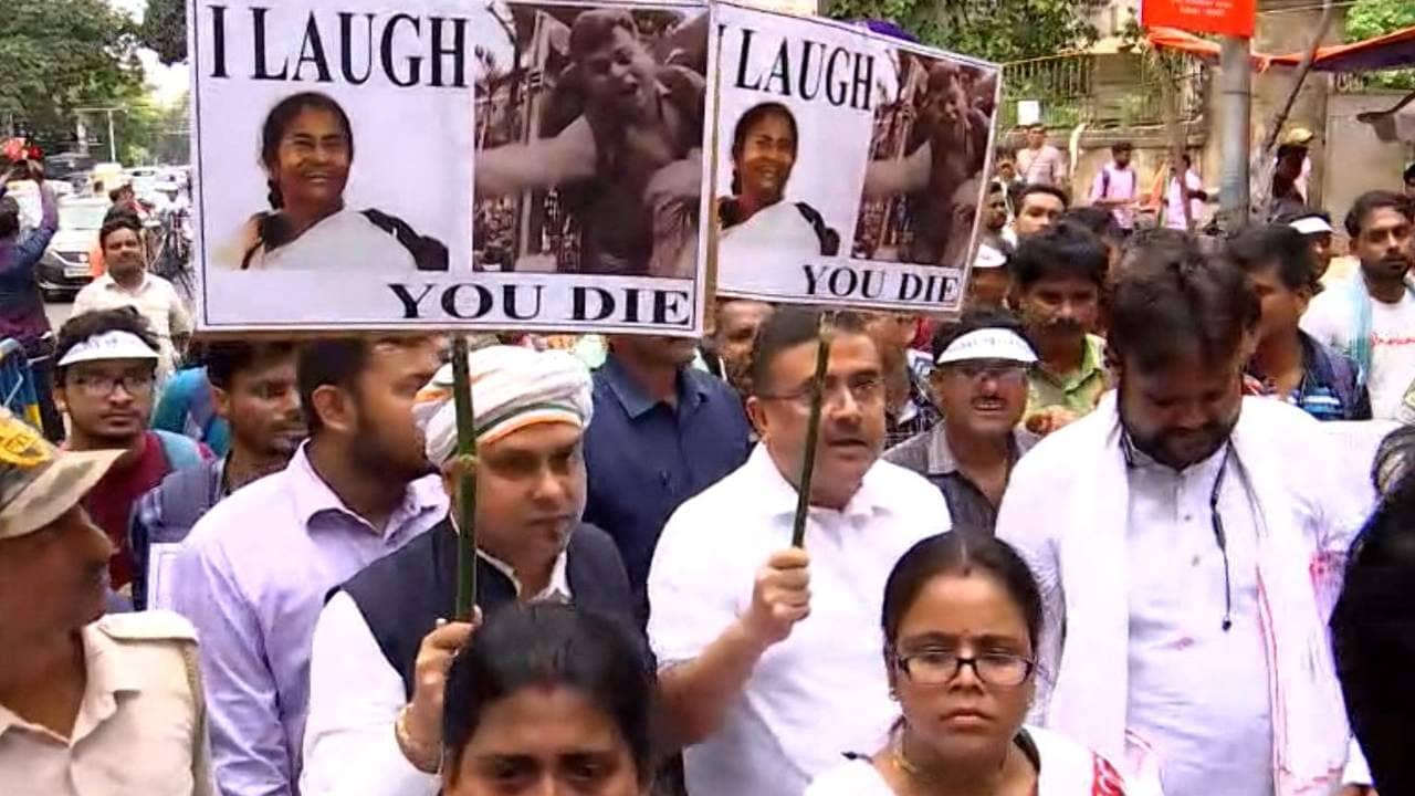 Group-D Agitation: গ্রুপ-ডি চাকরিপ্রার্থীদের মিছিলে তপ্ত ক্যামাক স্ট্রিট, শুভেন্দুর সঙ্গেই হাঁটছেন কৌস্তভ