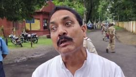 'আপনিও গঙ্গায় ডুববেন', ফরাক্কার জিএম-কে হুঁশিয়ারি তৃণমূল বিধায়কের 'আপনিও গঙ্গায় ডুববেন', ফরাক্কার জিএম-কে হুঁশিয়ারি তৃণমূল বিধায়কের