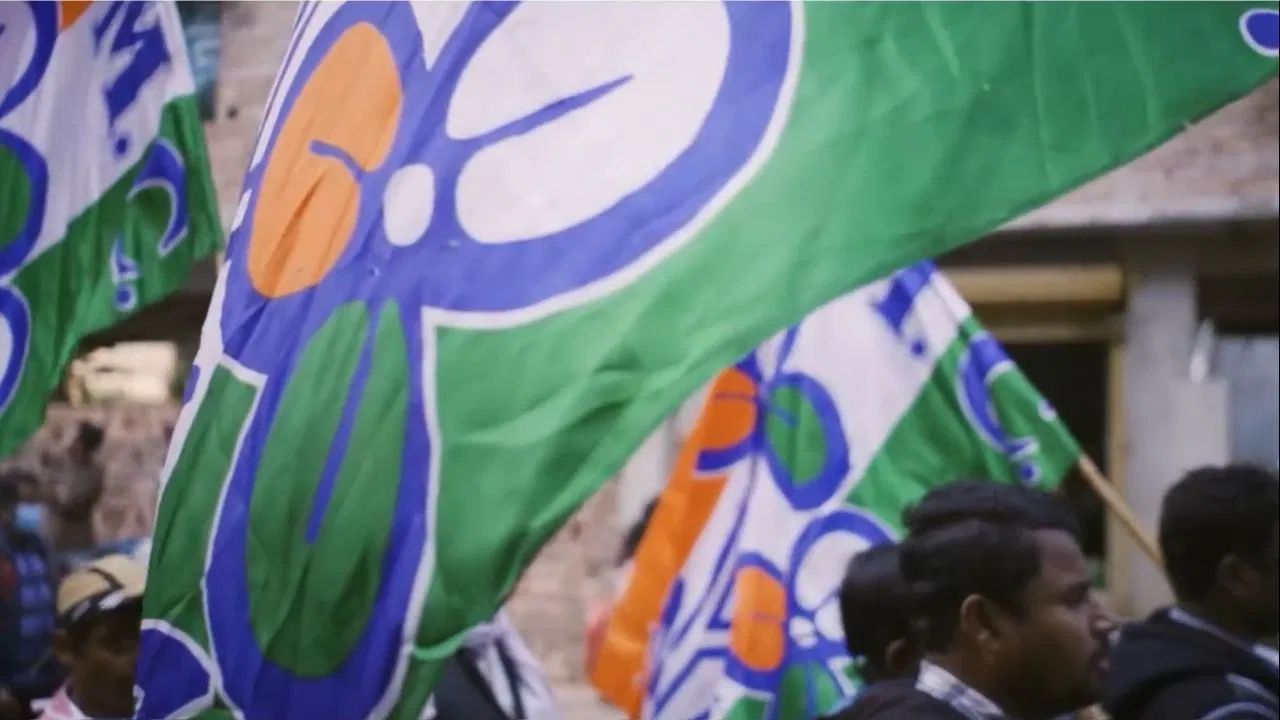 Trinamool Congress: 'মীর্জাফরগিরি' নাপসন্দ, TMC বিধায়ককে শোকজ় করল দল