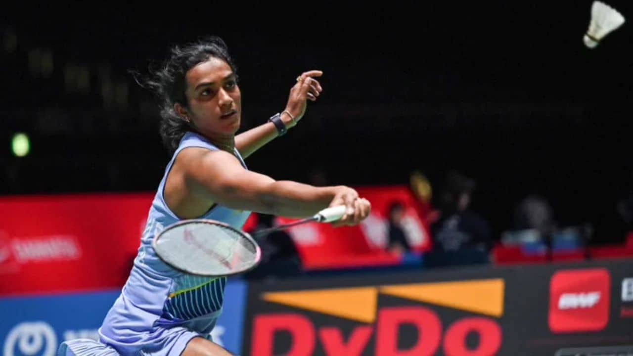 PV Sindhu: বিরাট কোহলিকেও এমন কঠিন পরিস্থিতির মধ্যে দিয়ে যেতে হয়েছে, কেন বলছেন সিন্ধু?
