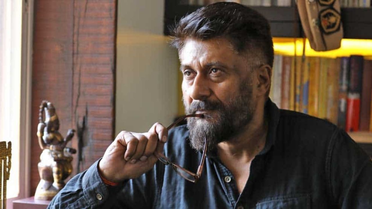 Vivek Agnihotri: 'বলিউড দর্শকদের বোকা ভাবে...', হঠাৎ কেন এমন মন্তব্য করে বসলেন বিবেক?