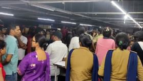 অসুস্থতা জানার পরও ছুটি না দেওয়ার অভিযোগ, কারখানায় ভিতরে মৃত্যু মহিলার অসুস্থতা জানার পরও ছুটি না দেওয়ার অভিযোগ, কারখানায় ভিতরে মৃত্যু মহিলার
