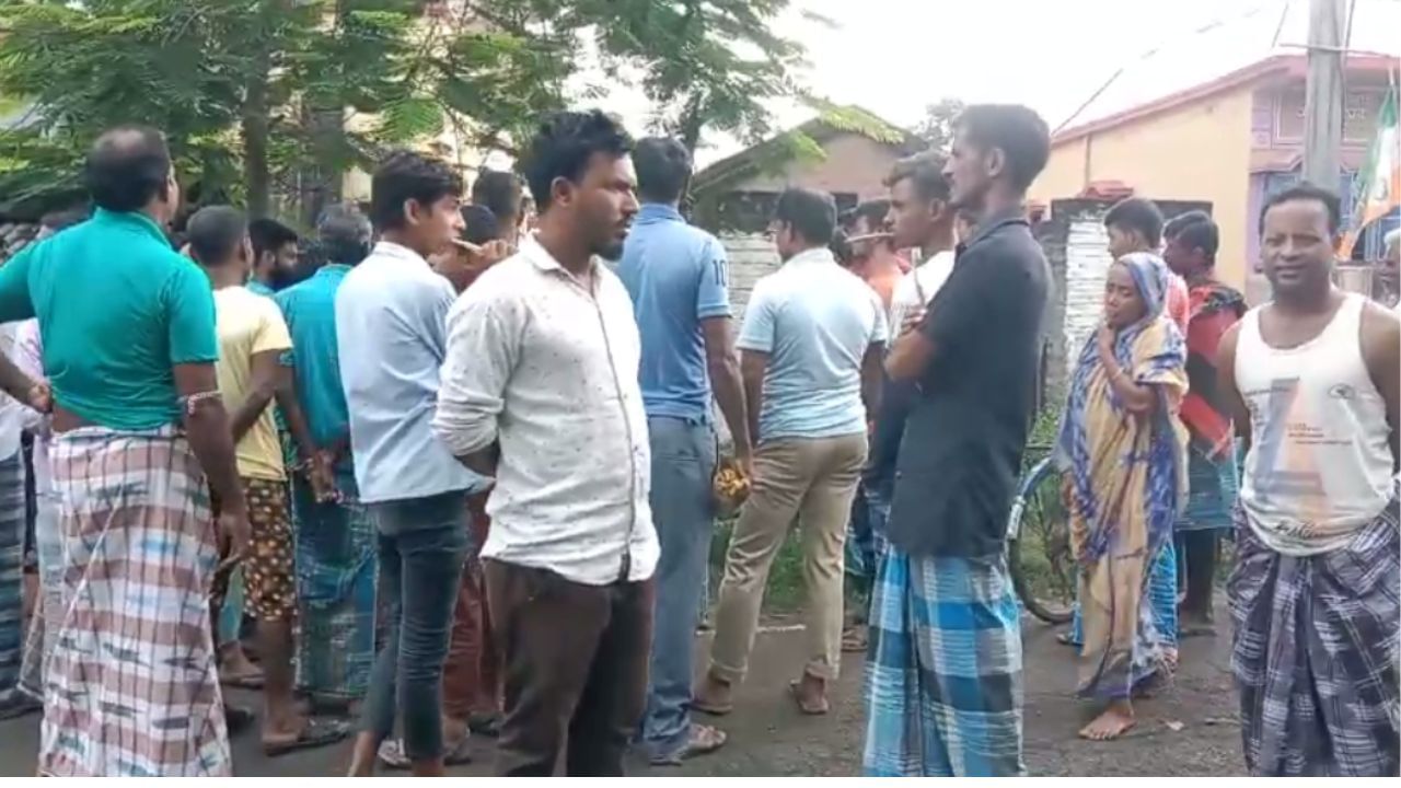 Birbhum Accident: ভোররাতে ডাম্পারের ধাক্কা, পা থেঁতলে গেল ব্যক্তির