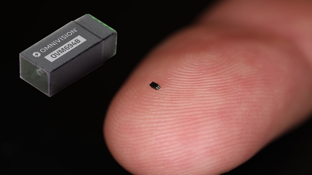 World's Smallest Camera: সাইজে নুন বা চিনির দানার মতো, ঝকঝকে HD ছবি তুলে দেবে এই ক্যামেরা