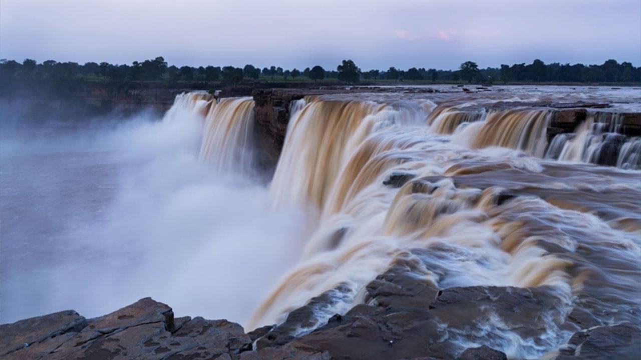 Jagdalpur: পুজোয় চলুন নায়গ্রা দেখতে, মাত্র ২ দিনের ছুটি এবং কম খরচে দেখে আসুন ভারতের সেরা জলপ্রপাত
