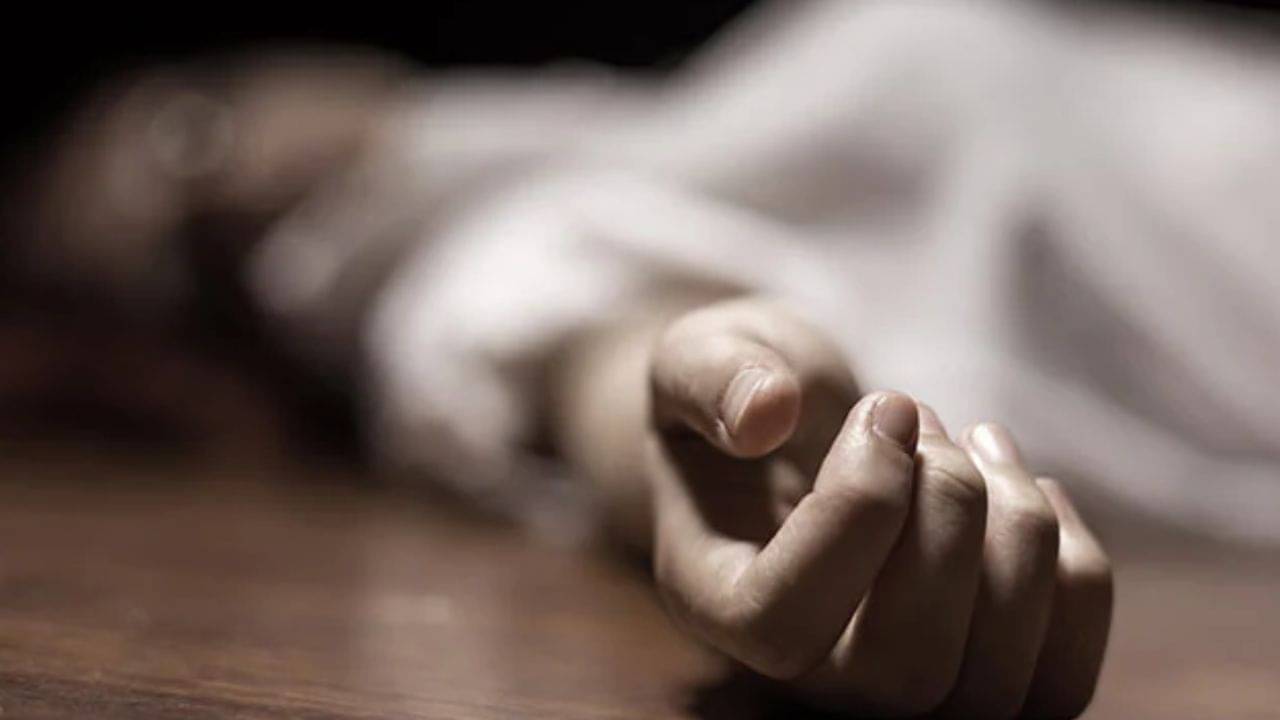 Crime News: দুই ছেলের সঙ্গেই শারীরিক সম্পর্ক স্থাপন মায়ের, জানতে পেরে বাবা ও ছেলেরা মিলে কেটে নিল মুণ্ডু