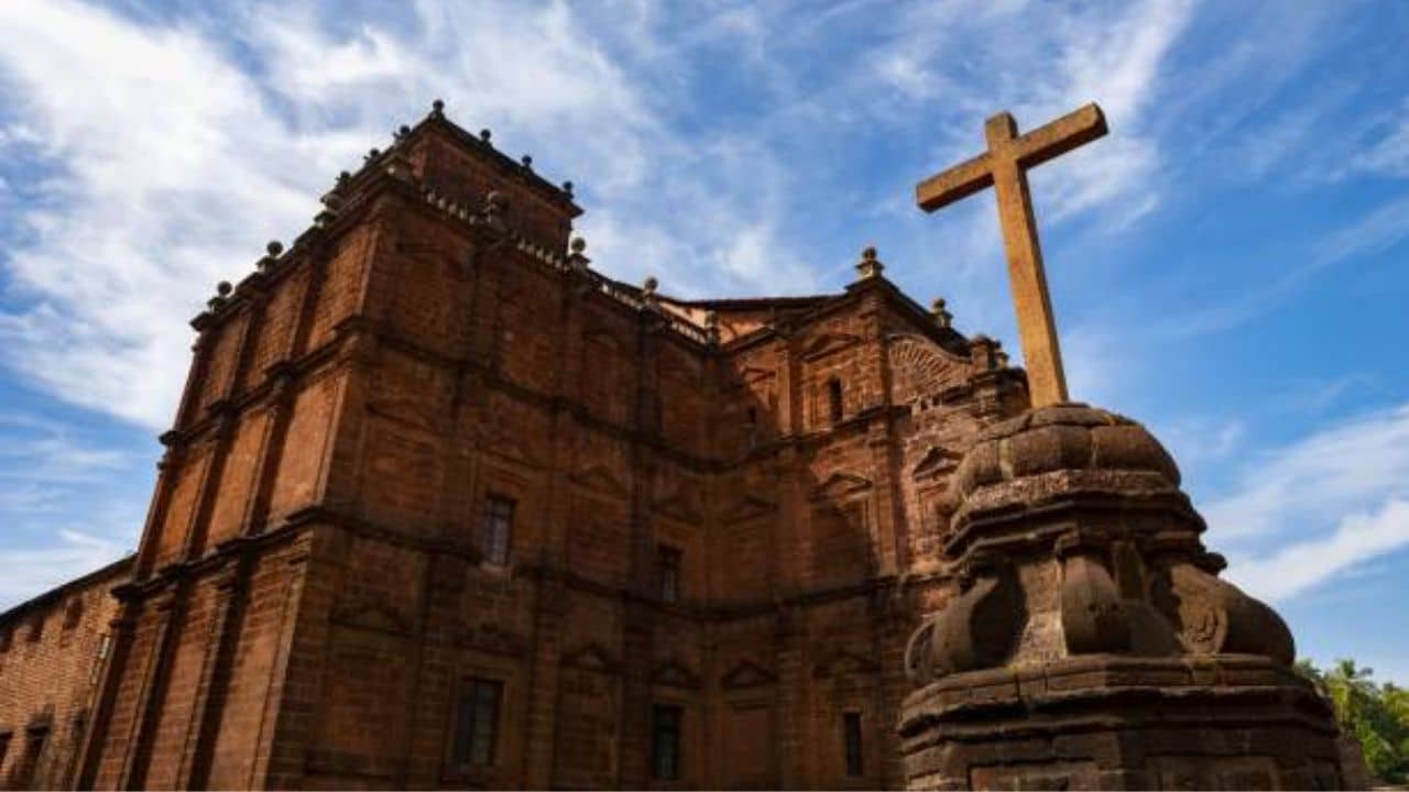 Goa: পুজোয় প্রথমবার গোয়া যাচ্ছেন, সমুদ্র সৈকত ছাড়া আর কী-কী ঘুরে দেখবেন?