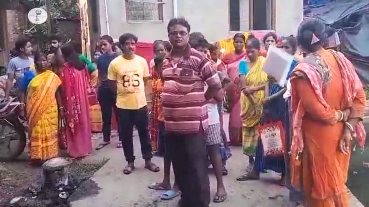 Domjur: শাবল-হাতুড়ি দিয়ে ভাইকে মারল ভাইয়েরা! নেপথ্যে সম্পত্তি-বিবাদ