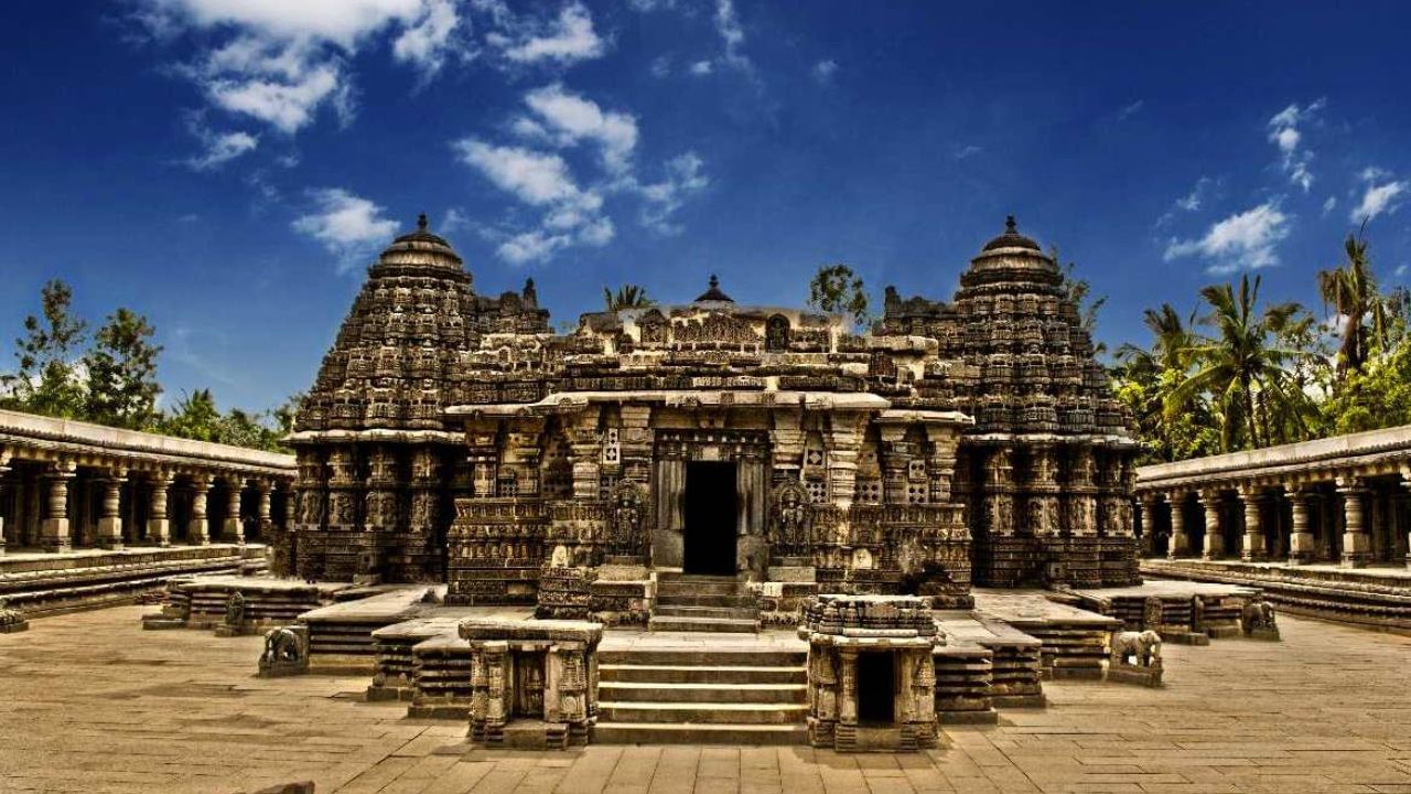 UNESCO World Heritage Site: শান্তিনিকেতনের পরে ইউনেস্কোর বিশ্ব ঐতিহ্যের তালিকায় কর্ণাটকের হোয়সালা, এই মন্দিরের বিশেষত্ব জানেন? UNESCO World Heritage Site: শান্তিনিকেতনের পরে ইউনেস্কোর বিশ্ব ঐতিহ্যের তালিকায় কর্ণাটকের হোয়সালা, এই মন্দিরের বিশেষত্ব জানেন?