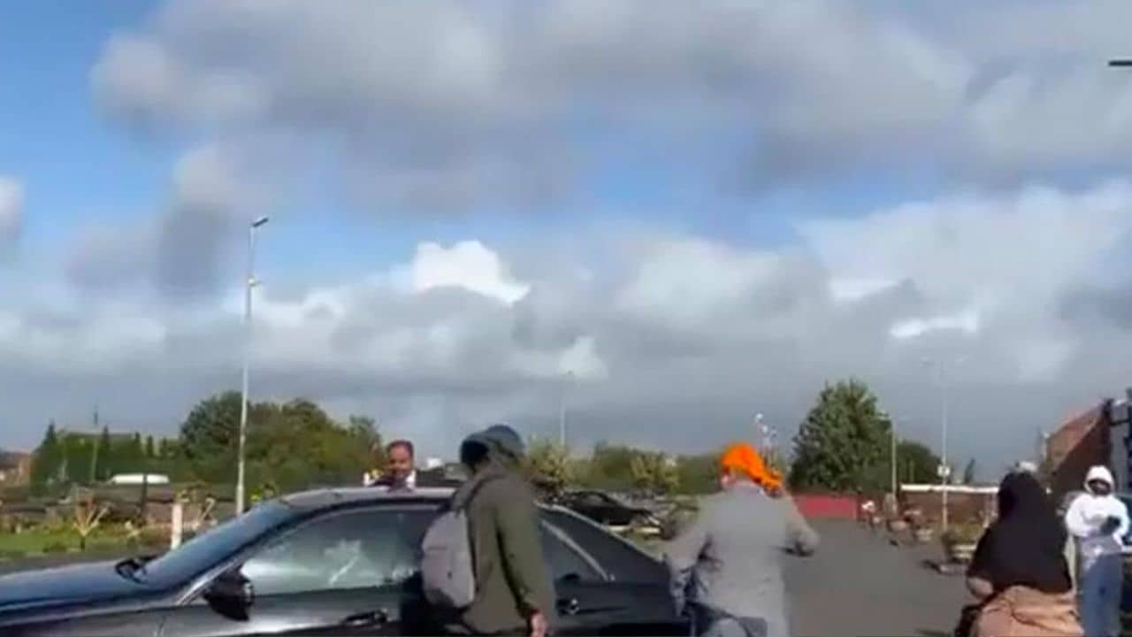 Khalistani Protester: স্কটল্যান্ডে গুরুদ্বারে ভারতীয় হাই কমিশনারকে ঢুকতে বাধা খালিস্তানপন্থীদের