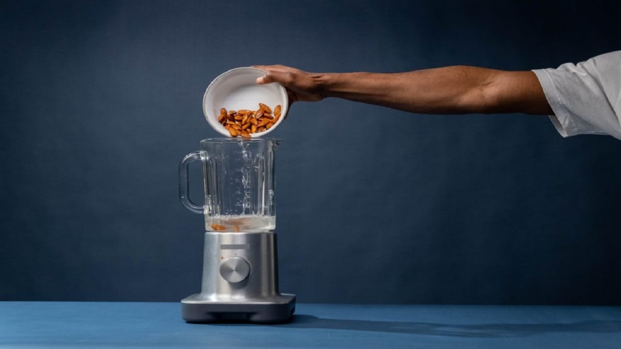 Mixer Grinder Tips: বোমের মতো ফেটে যাবে মিক্সার গ্রাইন্ডার, ভুলেও পেস্ট করবেন না এসব জিনিস... Mixer Grinder Tips: বোমের মতো ফেটে যাবে মিক্সার গ্রাইন্ডার, ভুলেও পেস্ট করবেন না এসব জিনিস...