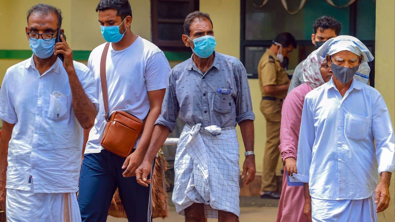 Nipah Virus: নিপা ভাইরাসের দাপট কি কমল? কী বলছে কেরল?