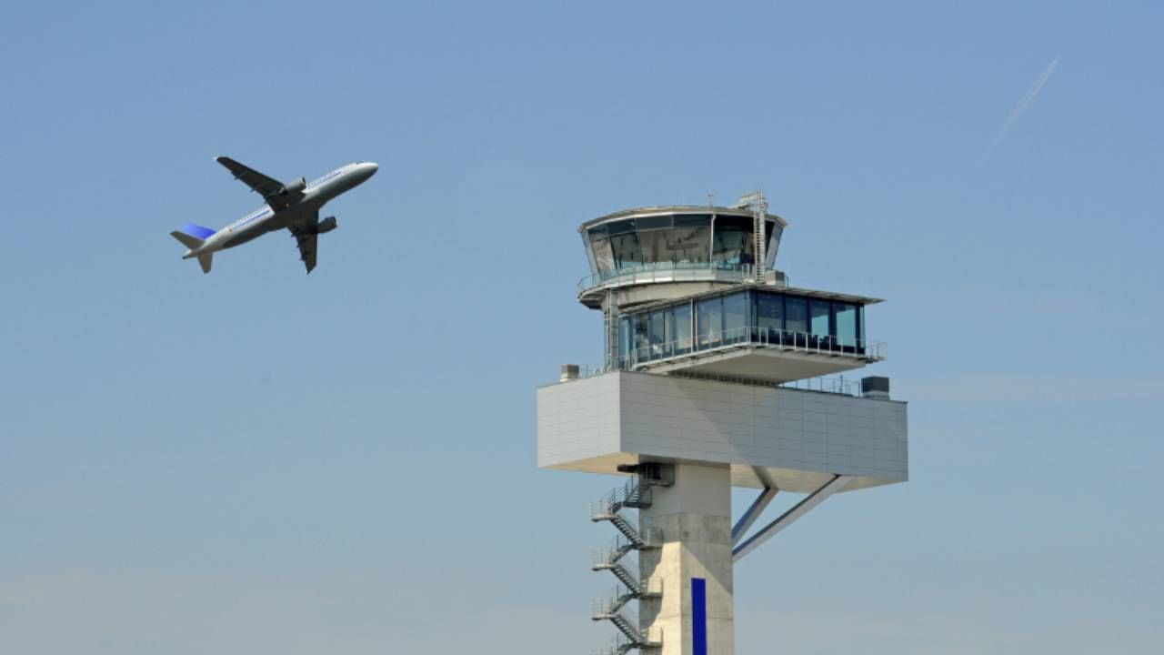 Airports Authority of India: এয়ার ট্রাফিক কন্ট্রোলে ৪৯৬ জনকে নিয়োগ করবে এয়ারপোর্টস অথোরিটি অব ইন্ডিয়া