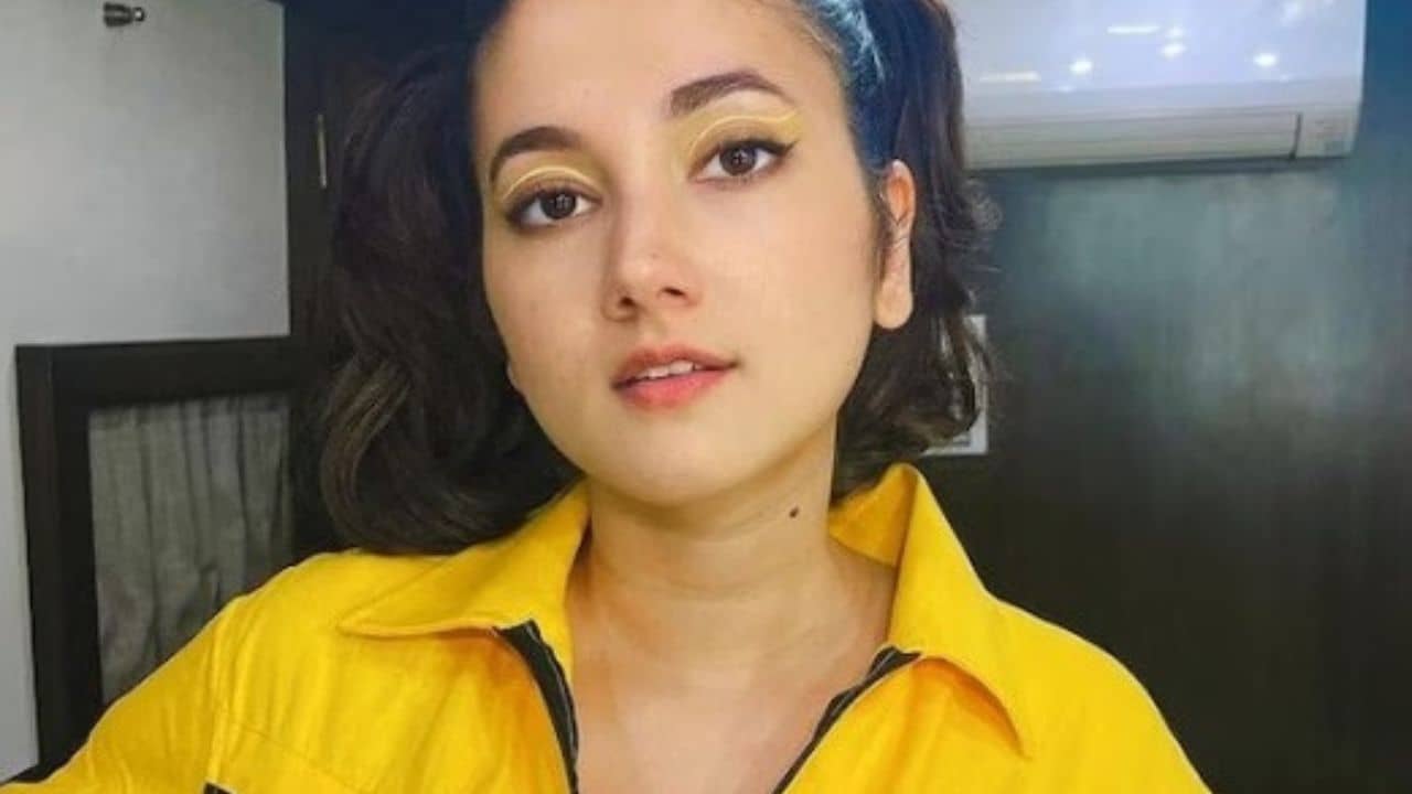 Aaliyah Qureishi: ঈশ্বরই বাঁচিয়ে দিয়েছেন আমাদের, তাইল্যান্ডের গুলিকাণ্ডের পর বললেন আলিয়া