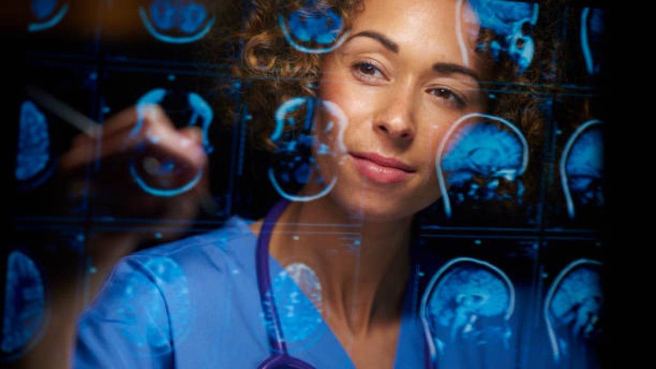 Bad Habit For Brain: এই ৪ অভ্যাস মস্তিষ্কের জন্য ভীষণ খারাপ, এখনই পরিবর্তন করতে না পারলে মাথা পুরোপুরি নষ্ট হয়ে যাবে