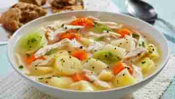 Chicken stew: পুজোর আগে ঝাল-ঝোল না খেয়ে বানিয়ে খান চিকেন স্ট্যু, পেট ভরবে আর ওজনও কমবে