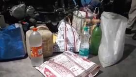 বেআইনি মদ বিক্রির বিরুদ্ধে অভিযানে গিয়ে মার খেলেন আবগারি কর্মীরা বেআইনি মদ বিক্রির বিরুদ্ধে অভিযানে গিয়ে মার খেলেন আবগারি কর্মীরা