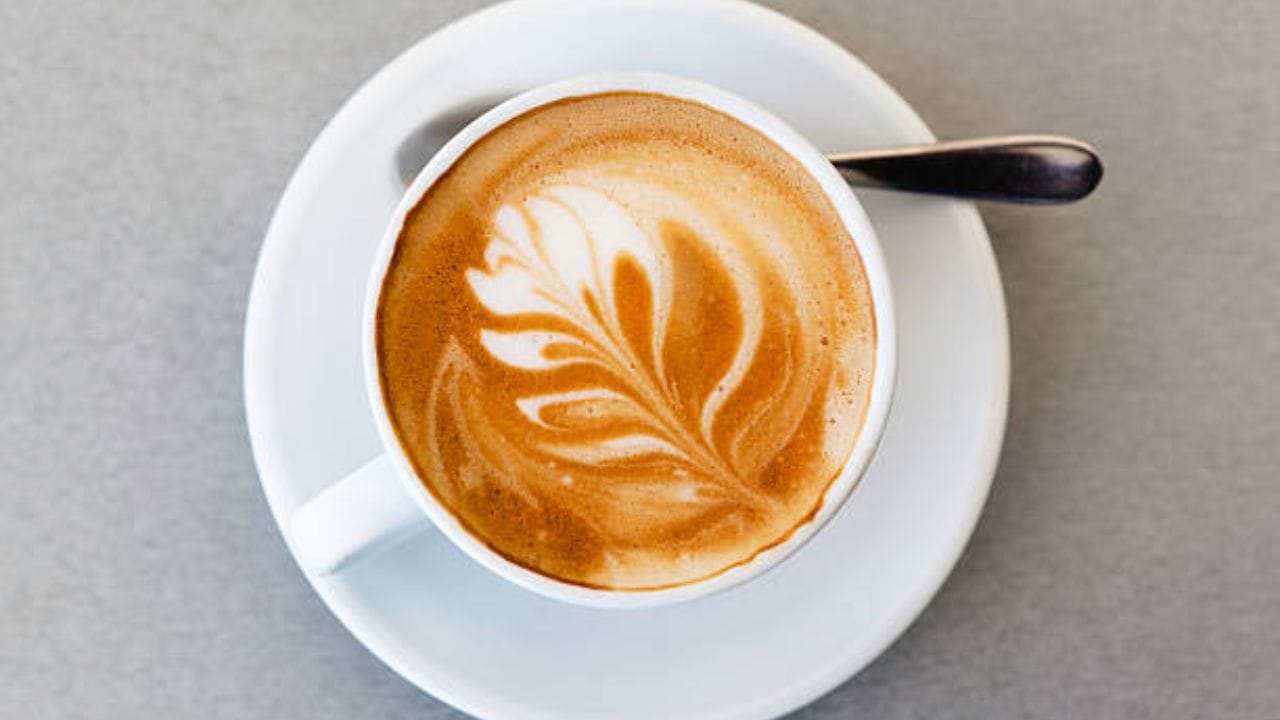 Cappuccino পুজোর আড্ডার মৌতাত জমবে এবার কফি দিয়েই, ক্যাফে নয় বানান