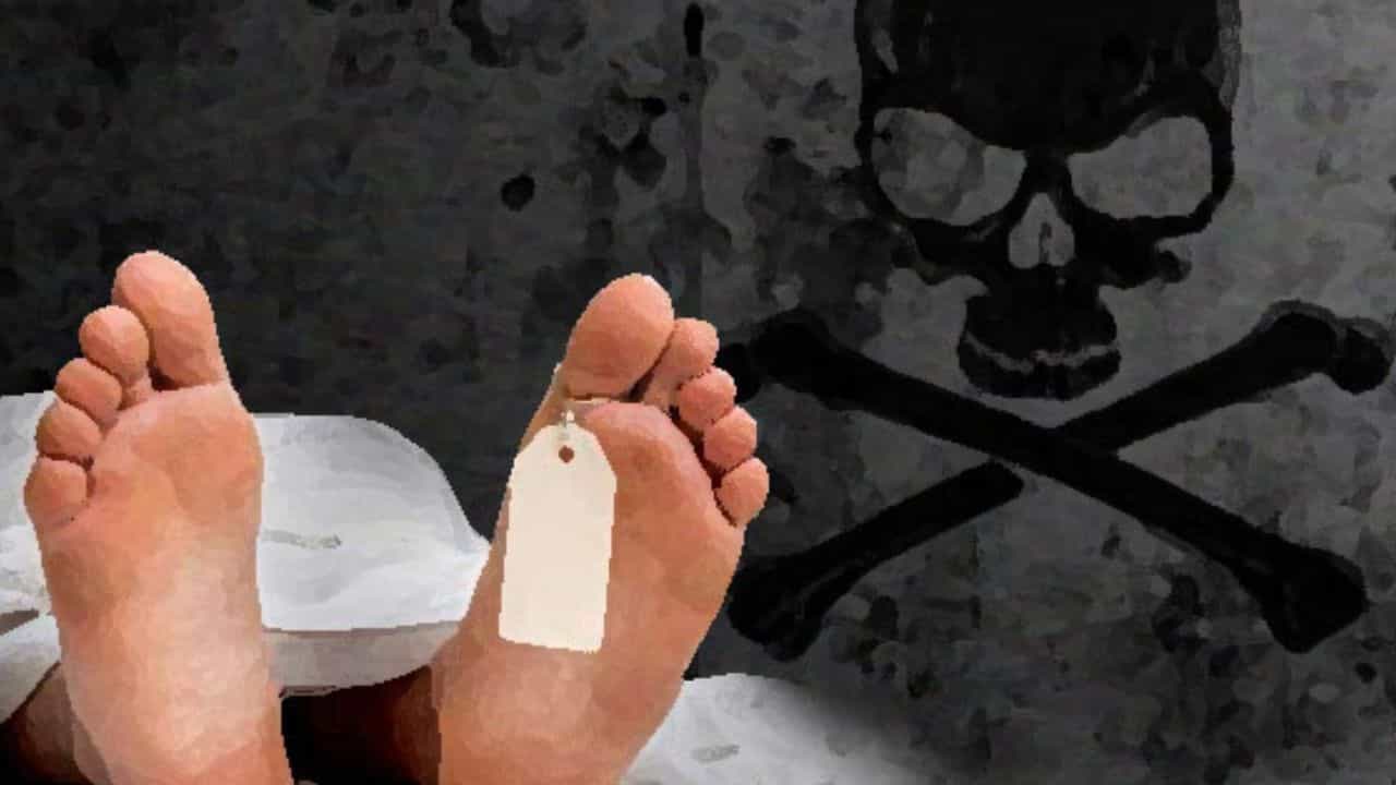 Mumbai Crime: চিকিৎসকের চেম্বারে উদ্ধার কিশোরীর দেহ, ধর্ষণ করে খুনের অভিযোগ Mumbai Crime: চিকিৎসকের চেম্বারে উদ্ধার কিশোরীর দেহ, ধর্ষণ করে খুনের অভিযোগ