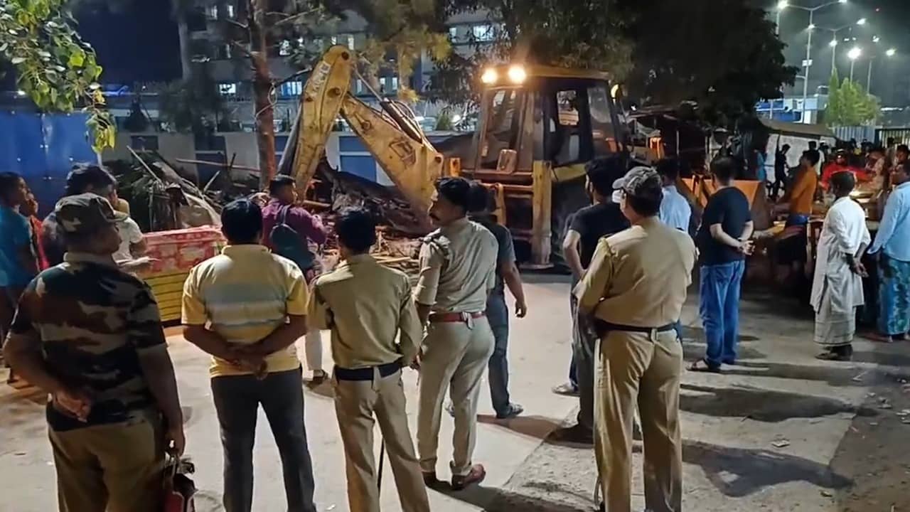 Diamond Harbour News: পুজো মিটতেই শুরু উচ্ছেদ অভিযান!