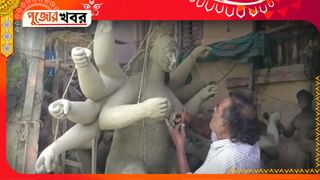 Durga Puja 2023: দেবীর কৃপায় বেঁচেছিল পরিবার, উমা এখানে নারকেল নাড়ুতেই সন্তুষ্ট