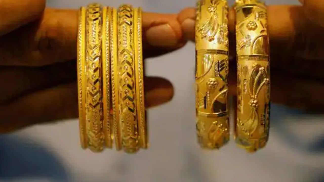 Gold Price: সপ্তাহের শুরুতে ঊর্ধ্বমুখী সোনা-রুপোর দর? আজ কত দাম দাঁড়াল?