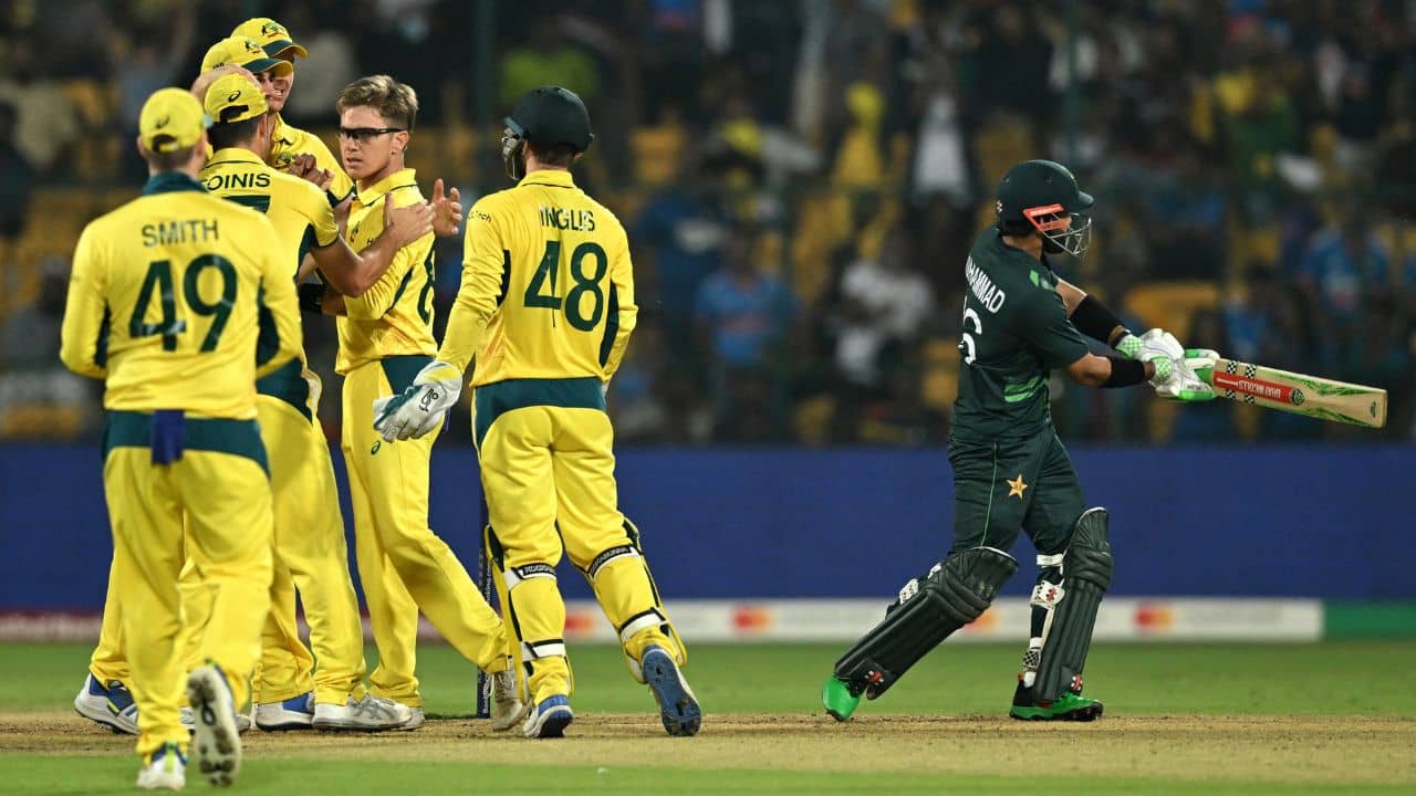 AUS vs PAK Match Report: ছোট মাঠে বড় রান, রুদ্ধশ্বাস জয় অস্ট্রেলিয়ার