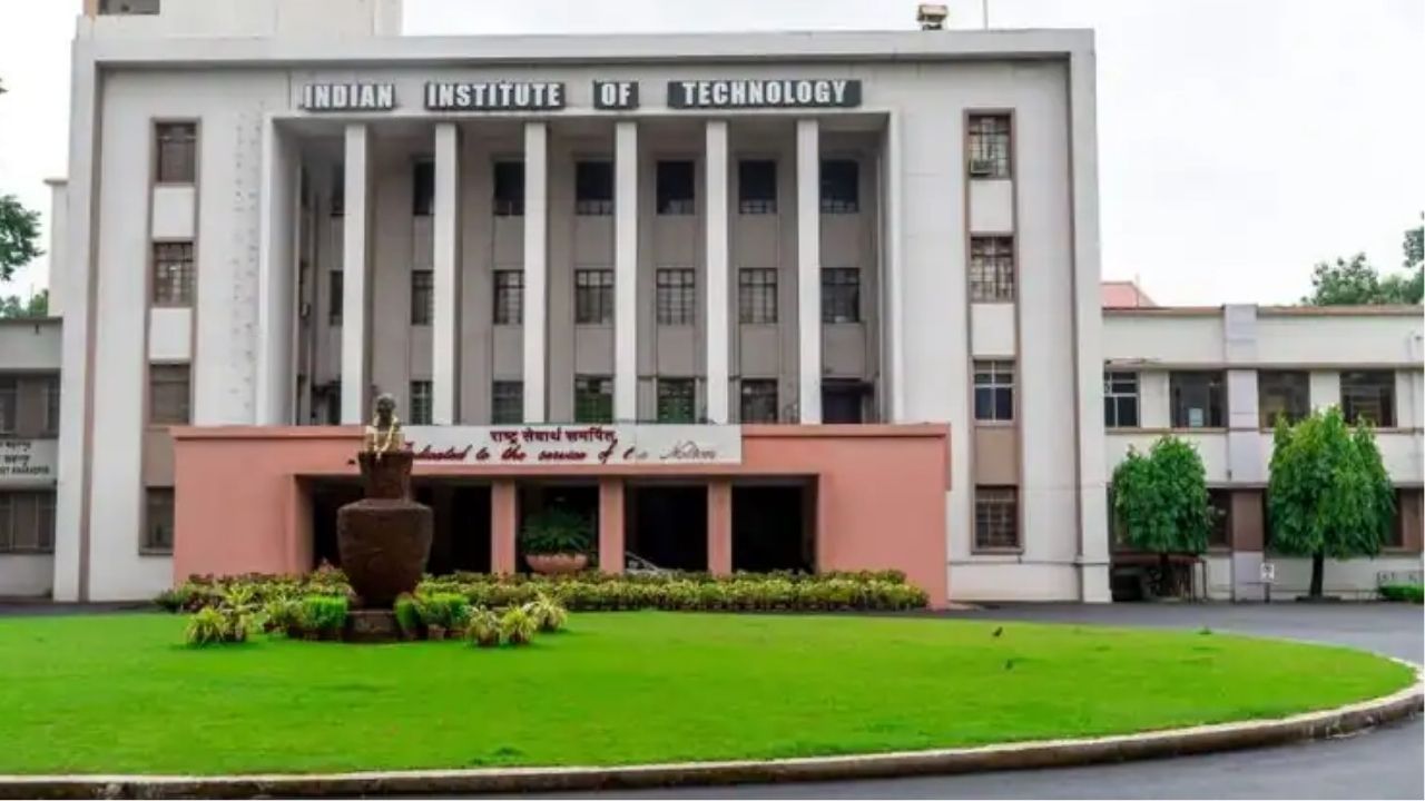 Kharagpur IIT: সারারাত ধরে চলত নাচ, খেলা, খড়্গপুর IIT-তে ফের র‌্যাগিংয়ের অভিযোগ