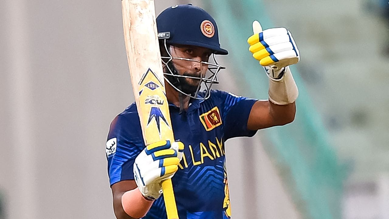 NED vs SL Match Report: সমরের 'বিক্রমে' প্রথম জয়ের মুখ দেখল শ্রীলঙ্কা NED vs SL Match Report: সমরের 'বিক্রমে' প্রথম জয়ের মুখ দেখল শ্রীলঙ্কা