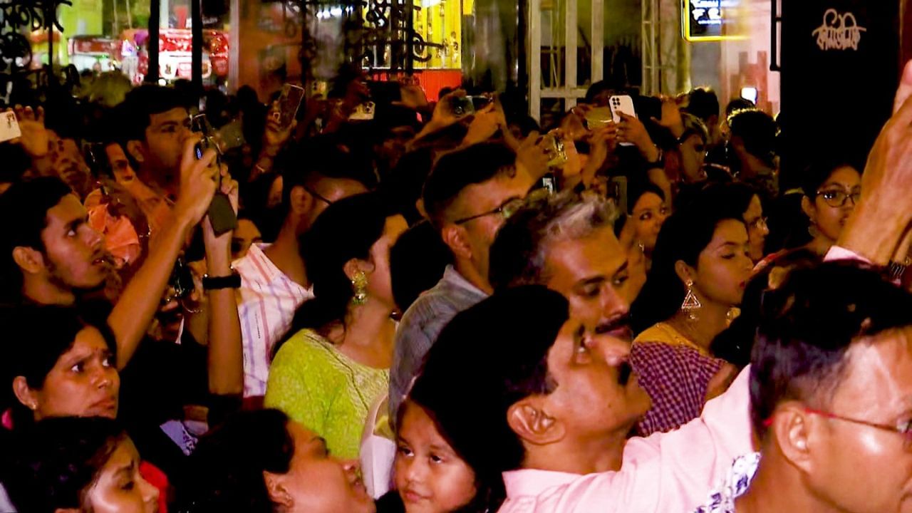 Pandal Hopping