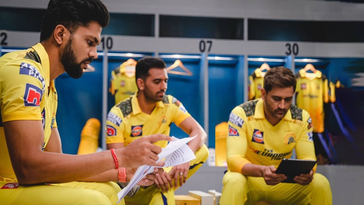 Ruturaj Gaikwad-MS Dhoni: ধোনির থেকে নেতৃত্ব শিখেছেন! এশিয়াডে অধিনায়ক ঋতুরাজ যা বললেন...