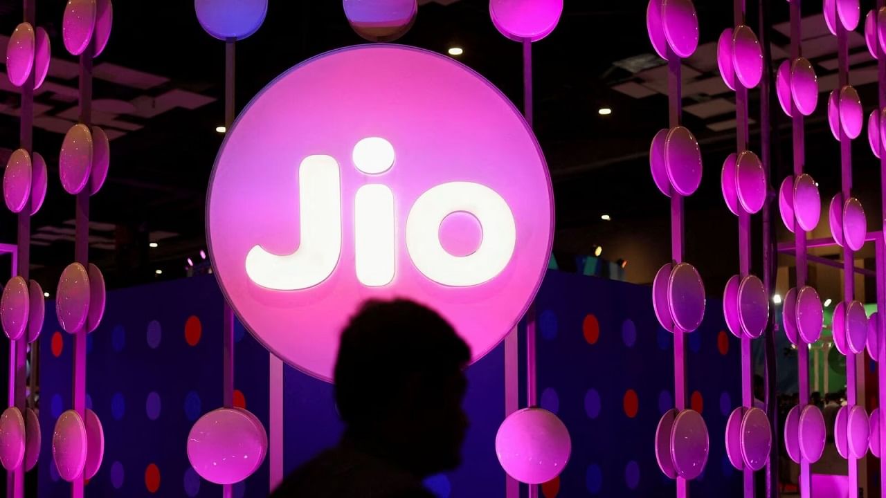 Jio Expensive Plan: দেশের সবথেকে দামি রিচার্জ প্ল্যান, বছরভর 912.5GB ডেটা, খরচ কত?