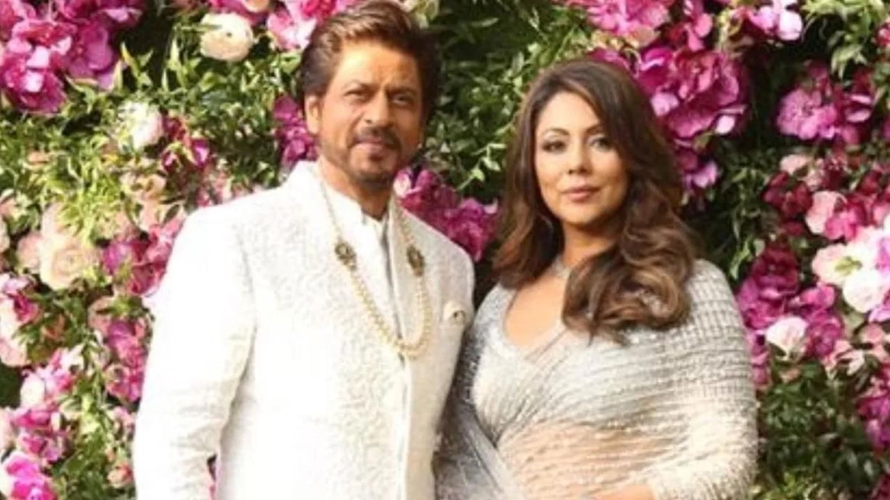 Shah Rukh Khan And Gauri Khan: গৌরীর কোন উপহার আজও খোলেননি শাহরুখ?