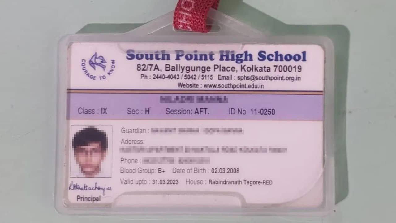 Student Death: র‌্য়াঙ্কিংয়ের দৌড়ে নিজেই গোল সেট করে, চাপ সামলাতে না পেরে প্রেসারের ওষুধ খেয়ে ফেলে নীলাদ্রি, অতঃপর...