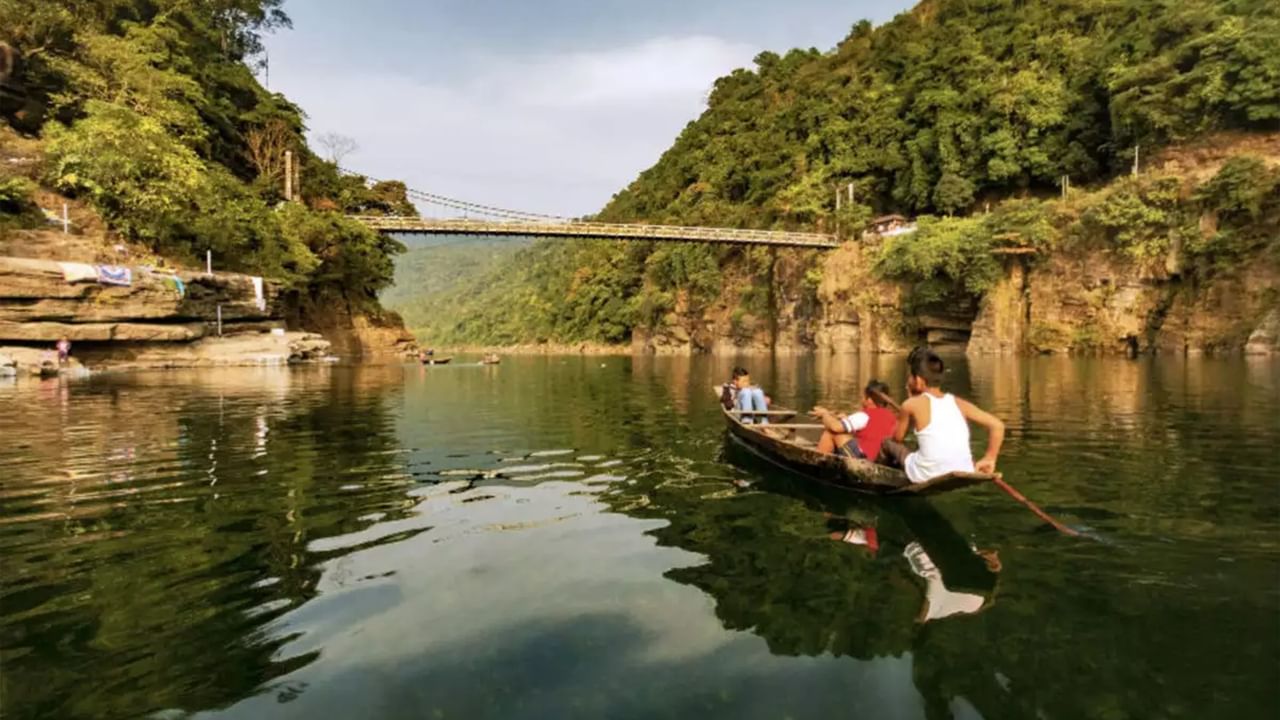 Umium Lake: মানুষের তৈরি এই হ্রদে কীসের টানে পর্যটকরা?