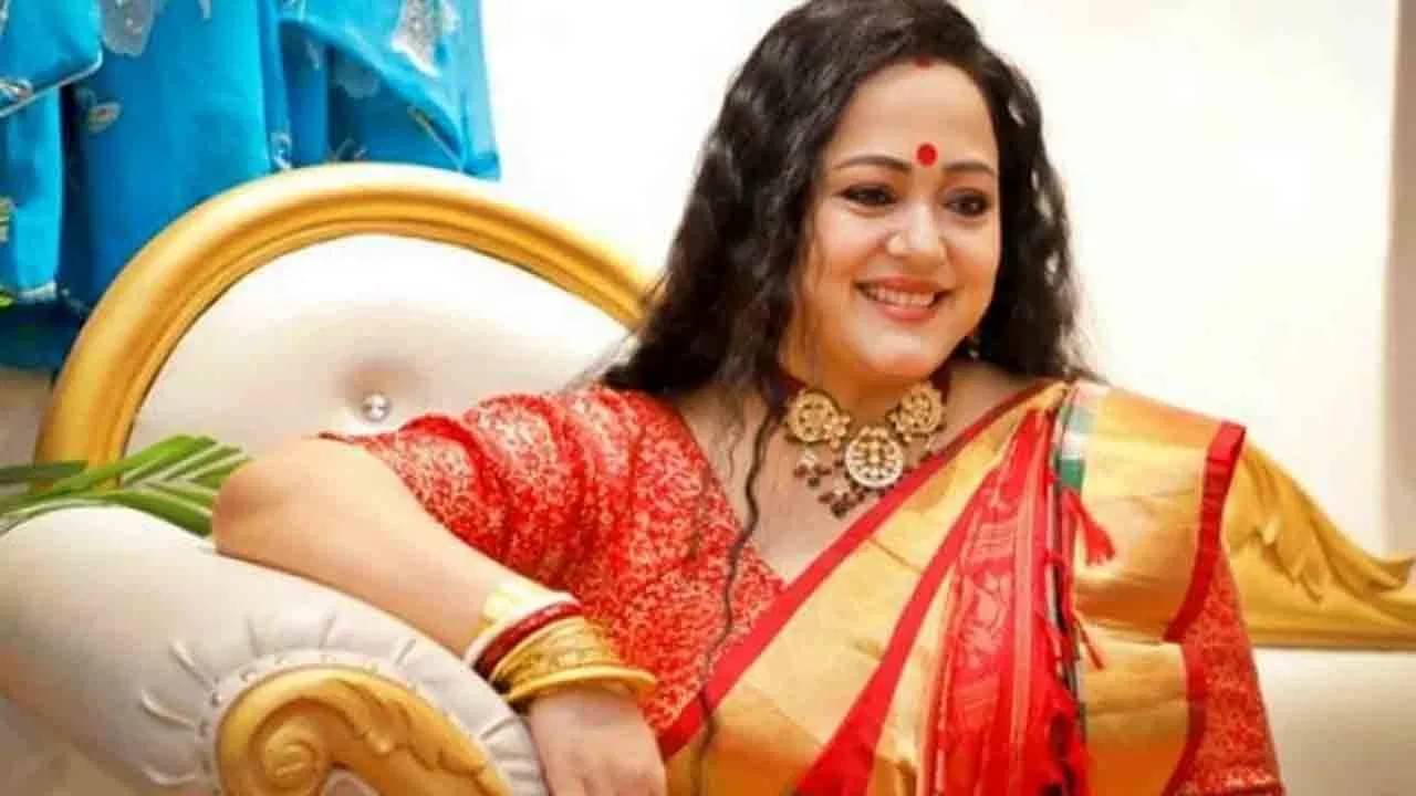 Aparajita Adhya: এ ভুল কর না, সংসার নিয়ে কী উপদেশ দিলেন অপরাজিতা?