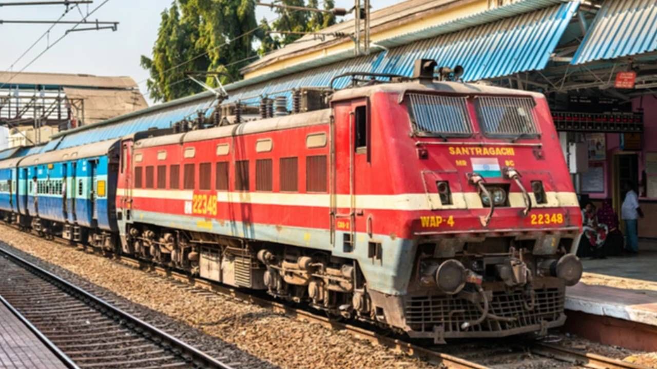 Indian Railway: রেলের এই স্টক যেন তেজি ঘোড়া, বাজেটে বড় ঘোষণা হলেই হতে পারে কেল্লাফতে