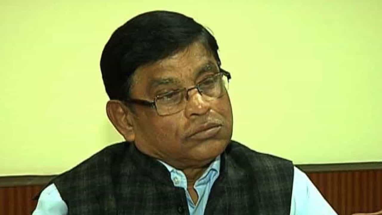 Manik Bhattacharya: নিয়োগ কেলেঙ্কারিতে জেলে মানিক ভট্টাচার্য, এবার তাঁরই নিয়োগ অবৈধ বলল UGC Manik Bhattacharya: নিয়োগ কেলেঙ্কারিতে জেলে মানিক ভট্টাচার্য, এবার তাঁরই নিয়োগ অবৈধ বলল UGC