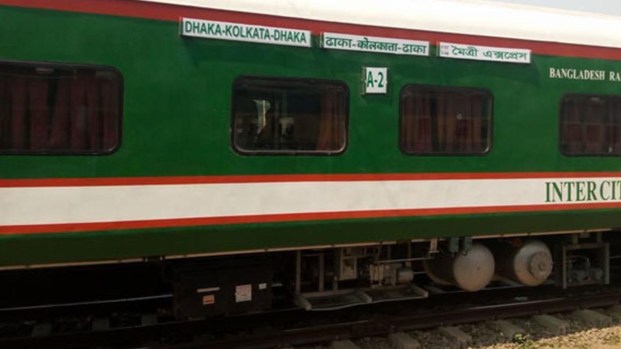 Bangladesh-Kolkata Train Fare: বাংলাদেশ-পশ্চিমবঙ্গ রুটের ট্রেনের ভাড়া বাড়ছে Bangladesh-Kolkata Train Fare: বাংলাদেশ-পশ্চিমবঙ্গ রুটের ট্রেনের ভাড়া বাড়ছে