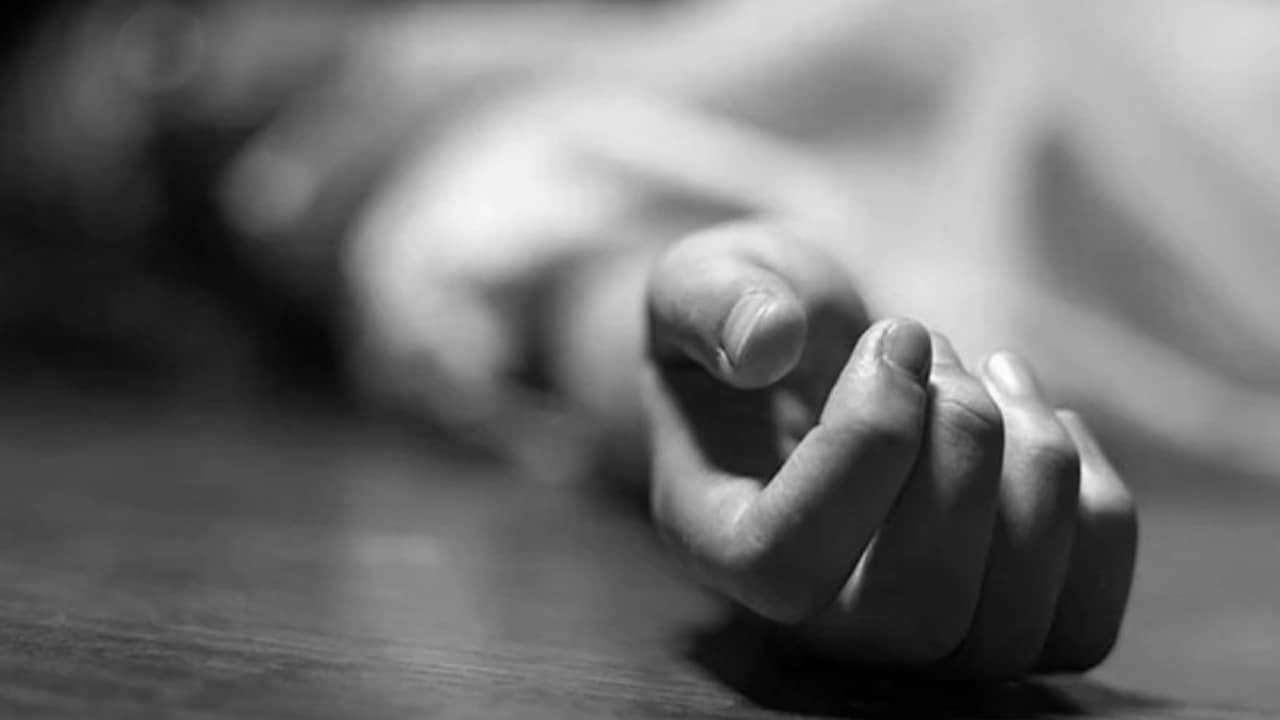 Murder Case: ঘরে ঢোকে পরপুরুষ! এক কোপেই ধড় থেকে মুণ্ড আলাদা করলেন স্বামী, তারপর আরও ভয়ঙ্কর কাজ...