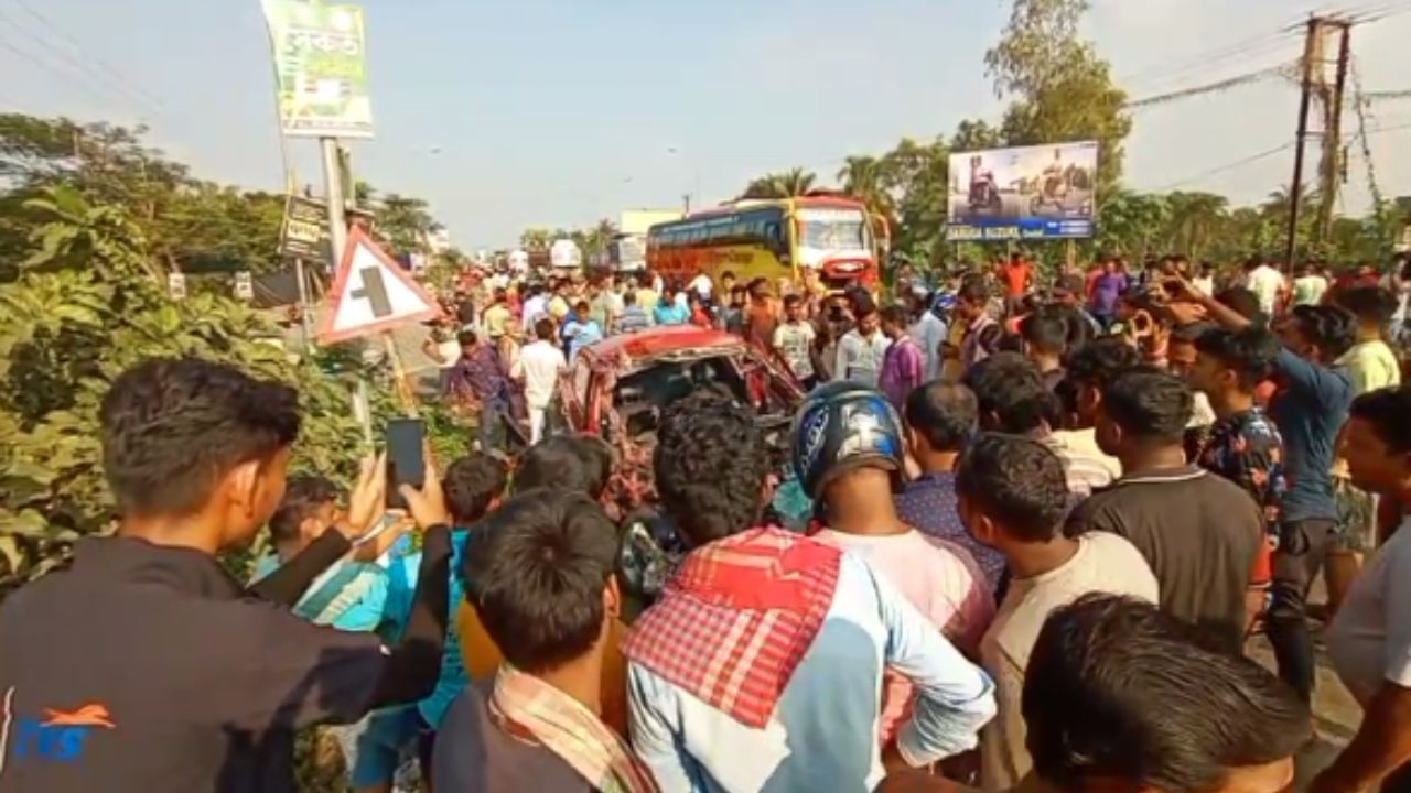 Digha Accident: চতুর্দিকে পিনপতন স্তব্ধতা, থেঁতলে যাওয়া মুখ, দলা পাকানো শরীর, দিঘা যাওয়ার পথে চার পর্যটকের ভয়ঙ্কর পরিণতি