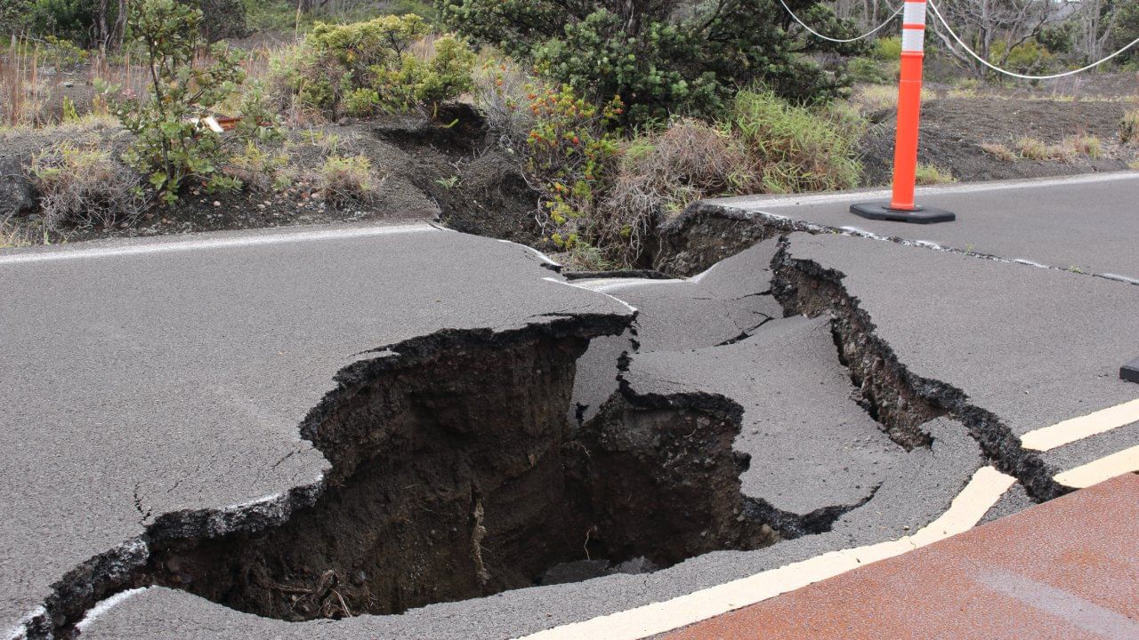 Sri Lanka earthquake: লাদাখ থেকে ভারত মহাসাগর কাঁপল ভূমিকম্পে, জোরালো অভিঘাত শ্রীলঙ্কায়