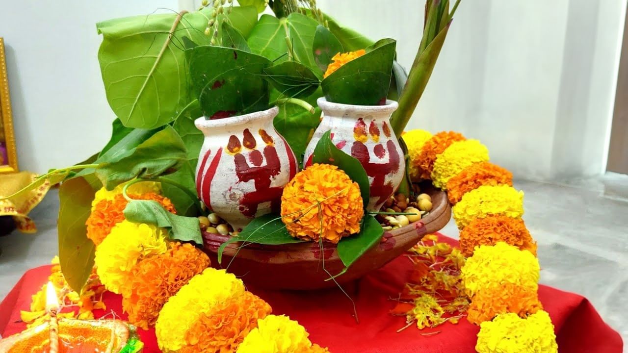 Itu Puja 2023: ইতু পুজোর মন্ত্র না পড়লে হবে না কোনও কাজ! জানা আছে? Itu Puja 2023: ইতু পুজোর মন্ত্র না পড়লে হবে না কোনও কাজ! জানা আছে?